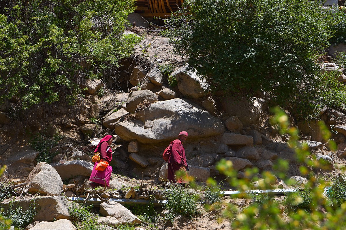 Samye Chimphu Nunnery and Hermitage Caves